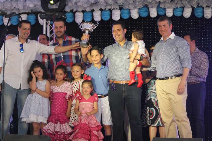 trofeo cruz de mayo futbol