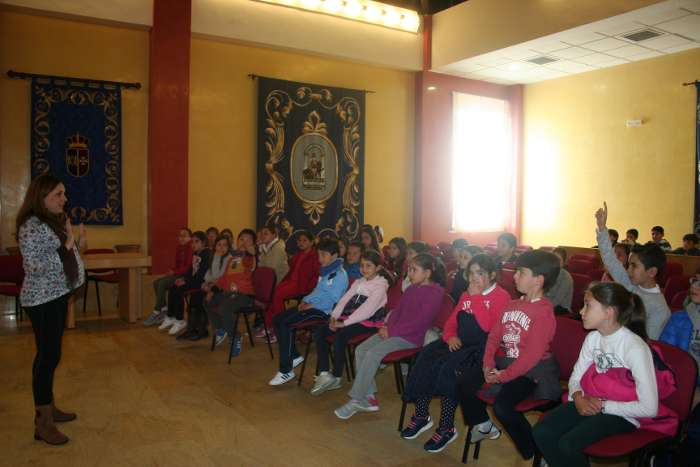 visita niños alunada ayto