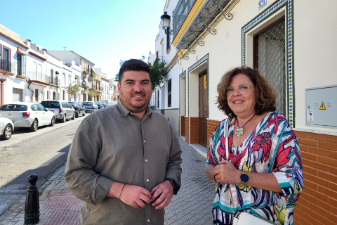 Gabi Santos y Maria jose sanchez asfaltado calle rosario
