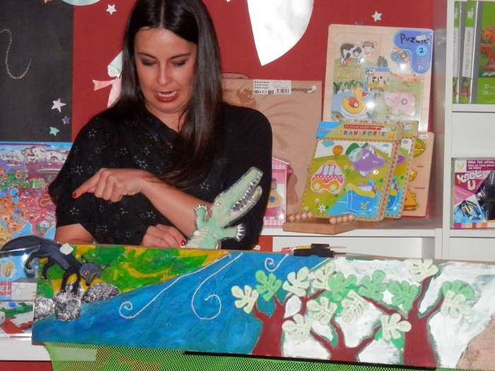 cartel cuentacuentos alicia bulubu