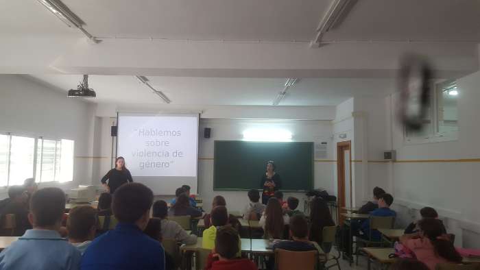 charla instituto 25 n