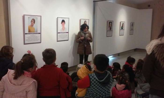 activ 8 de marzo alumnos