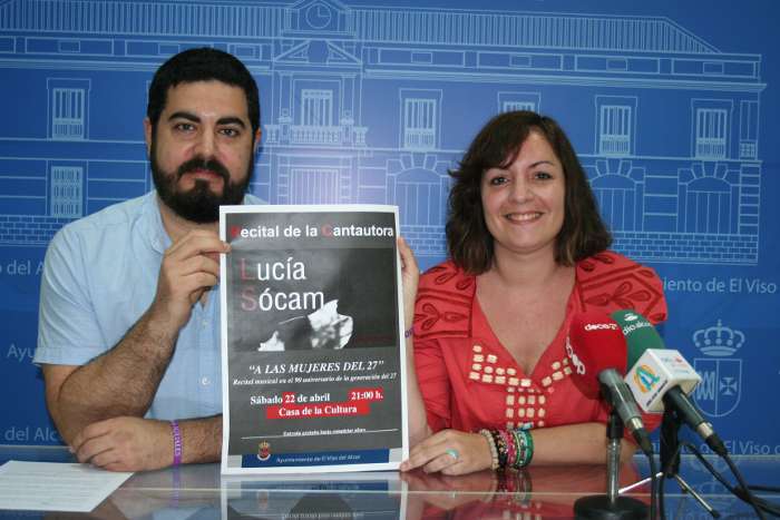 rueda con cartel concierto lucia socam 
