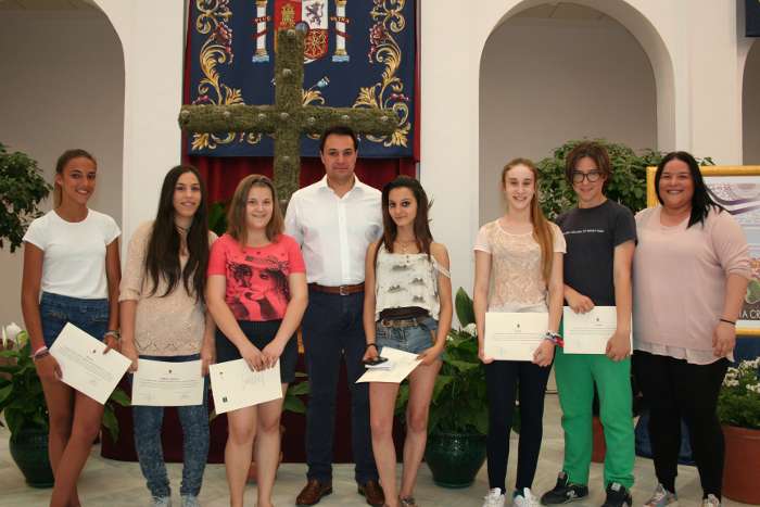 clausura cursos peluq y mecan