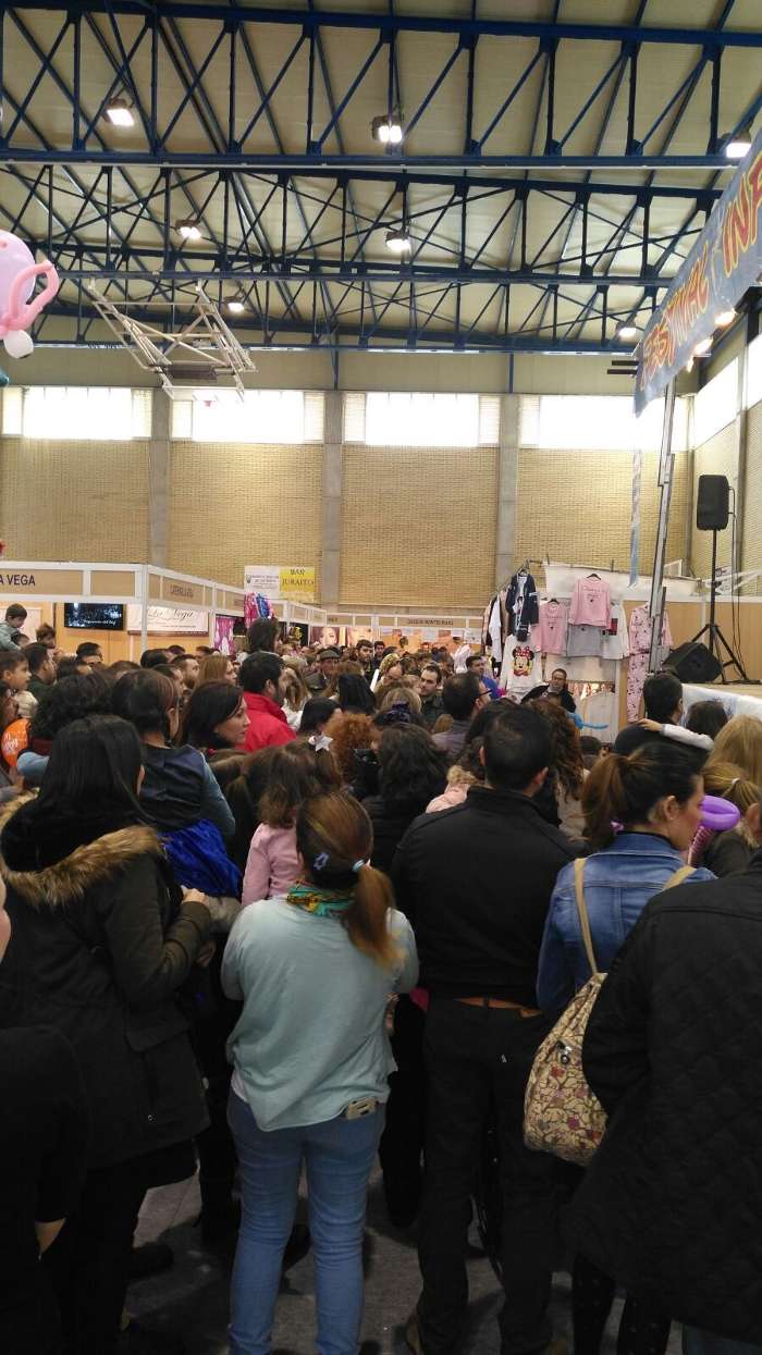 ambiente feria de muestrras