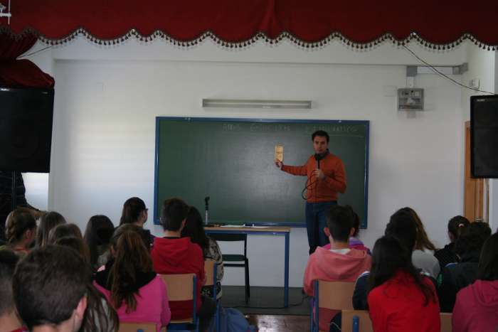 charla alcalde constitucion