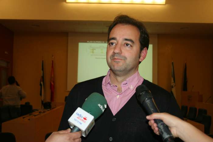 reunion vecinos avda andaluc