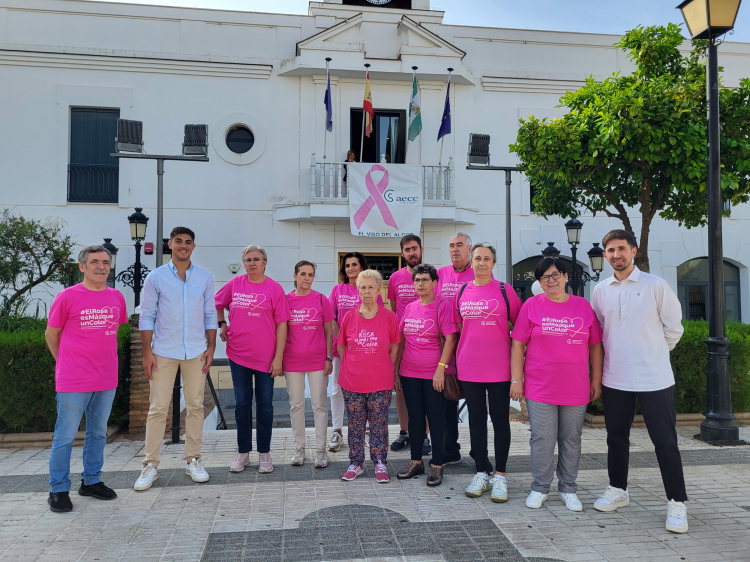 Colocación de la bandera del Cancer de Mama