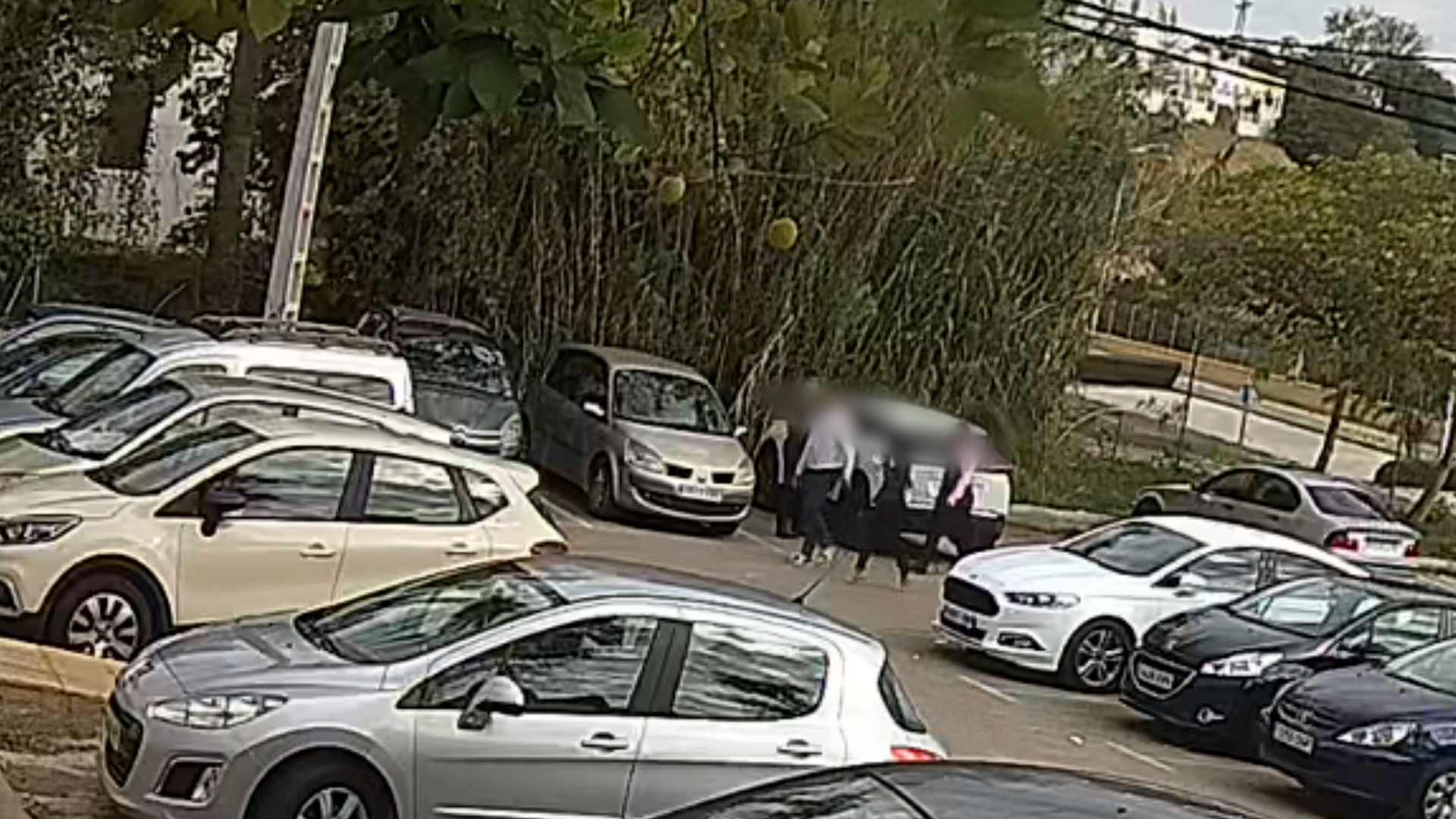 Imagen cedida por la Guardia Civil de las personas implicadas en el robo