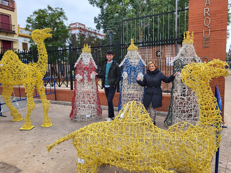 Jesús Moreno y Gracia Miranda en el Parque Navideño