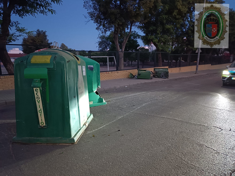 Accidente de tráfico frente al colegio Albaicón